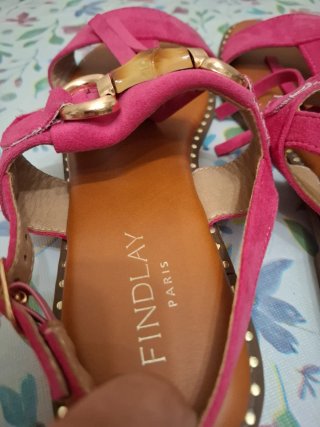 Sandalias rosa fuchia