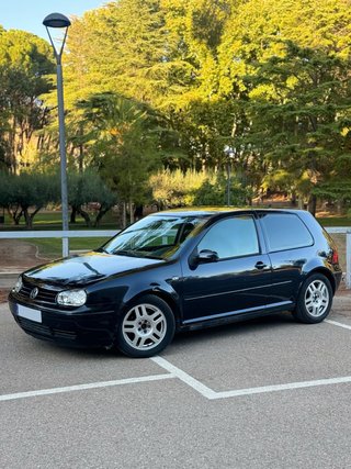 Volkswagen Golf 2001