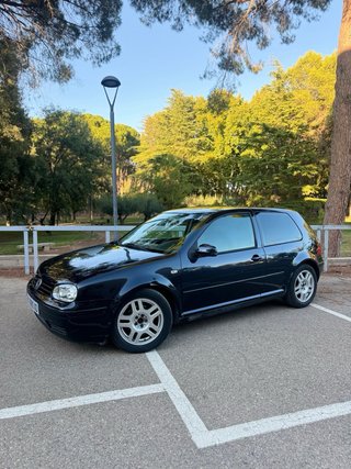 Volkswagen Golf 2001