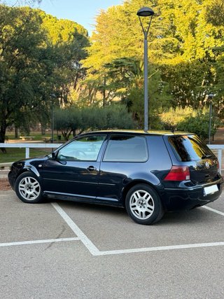 Volkswagen Golf 2001