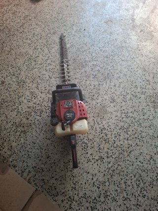 Cortasetos de gasolina