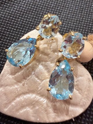 Pendientes de plata 925 con baño de oro  y topacio