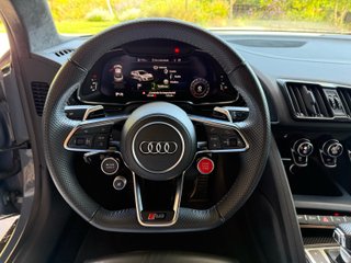 Audi R8 Audi R8 V10 FSI 456kW performance quattro S tro