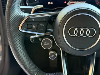 Audi R8 Audi R8 V10 FSI 456kW performance quattro S tro