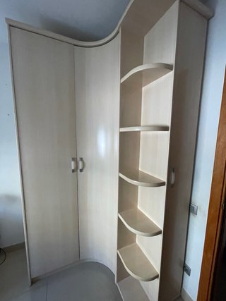 Armario esquinero curvo haya