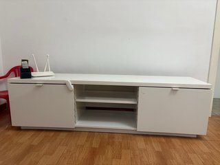 Mueble TV blanco