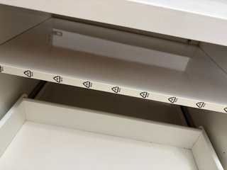 Mueble TV blanco