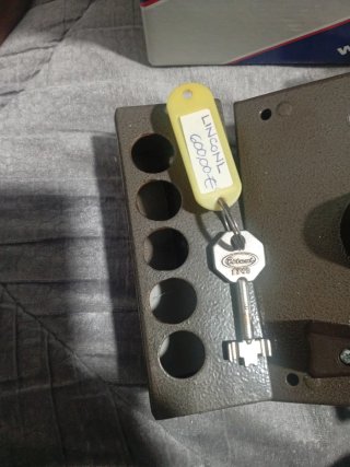 Cerradura Potent Italia con Llave y Caja
