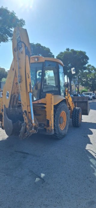 Retroexcavadora JCB 3CX