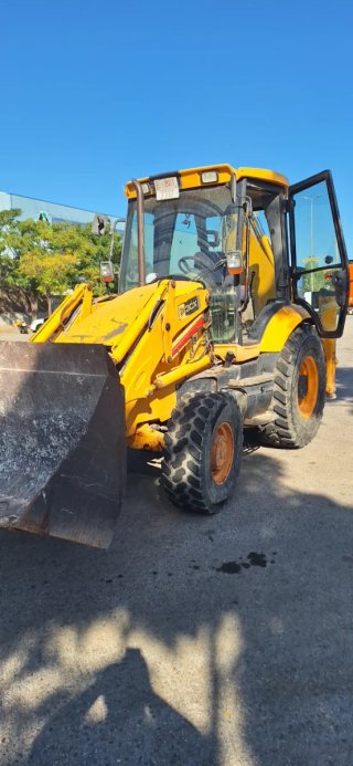 Retroexcavadora JCB 3CX