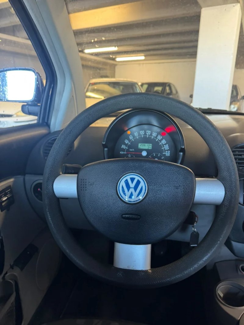 Volkswagen Beetle 2003, foto 6