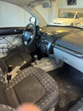 Volkswagen Beetle 2003