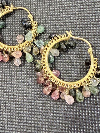 Pendientes de plata con baño de oro Y turmalinas.