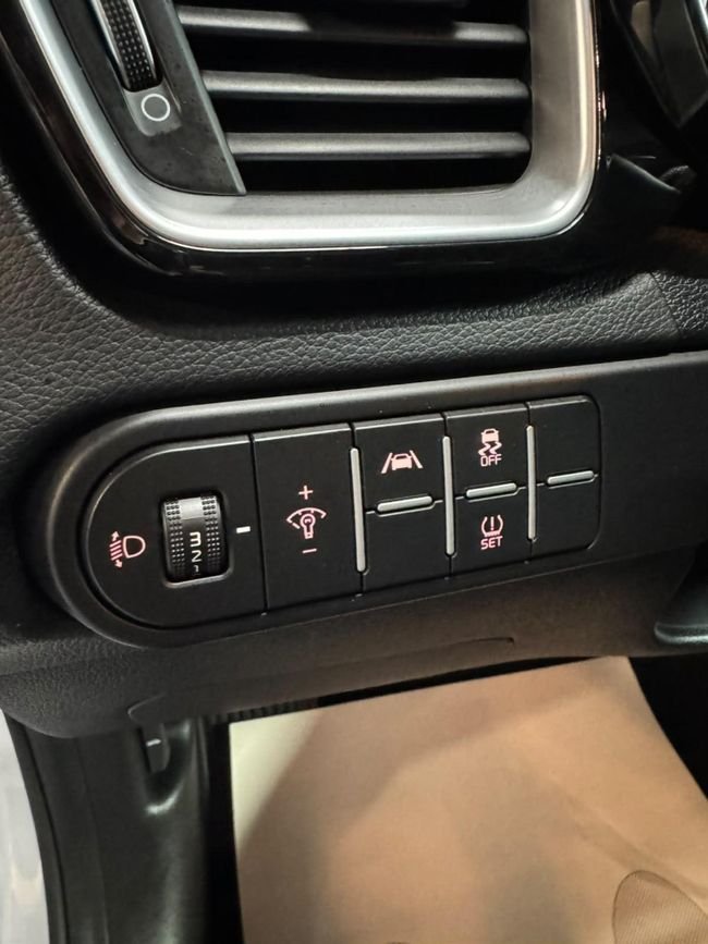 Kia cee'd 2022, foto 11