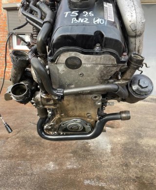Motor VW T5 2.5 TDI BNZ