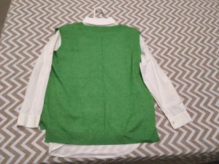 Pack Camisa Blanca + Chaleco Verde Talla Única