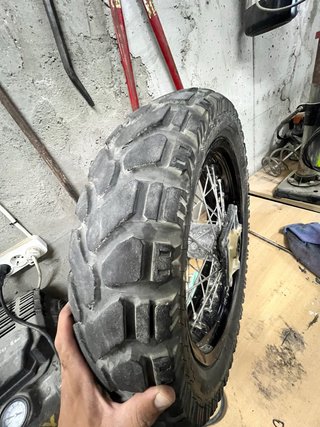 Neumaticos moto adventure trail mixtos