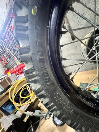 Neumaticos moto adventure trail mixtos