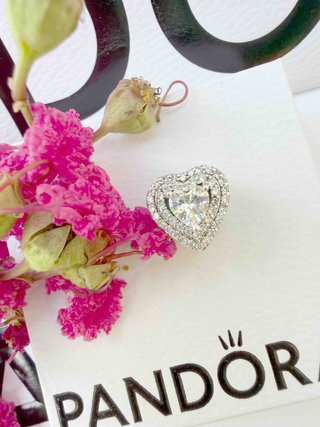 Pandora Charm Corazón Brillante Plata