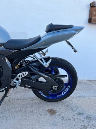 Suzuki GSXR 600 K7