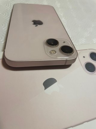 iPhone 13 128GB Rosa + Funda nueva + cable apple