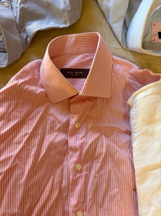 Confezione di camicie da uomo varie