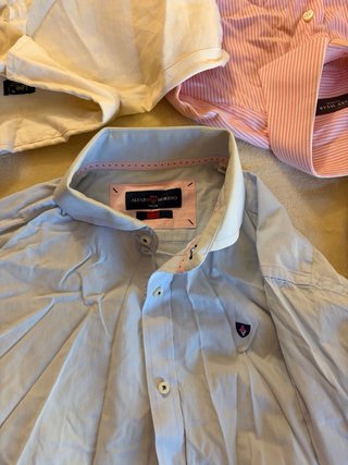 Confezione di camicie da uomo varie