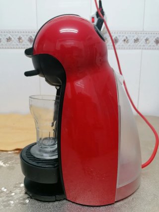 Cafetera Nescafé Dolce Gusto Roja