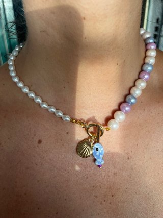 Collane colorate con charm a forma di pesce