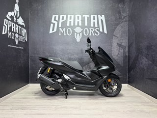 Honda PCX 125 DX ABS