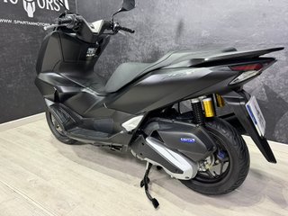 Honda PCX 125 DX ABS