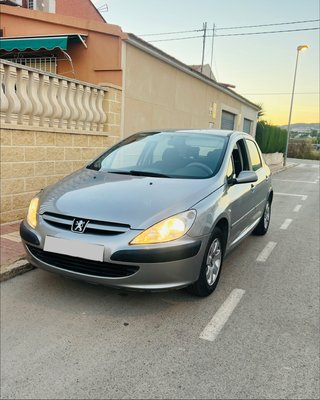 Peugeot 307
