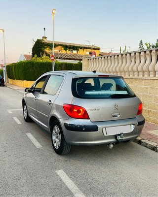 Peugeot 307