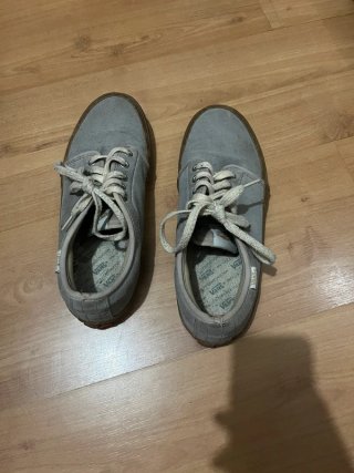 Zapatillas Vans Chukka Low Pro Gris