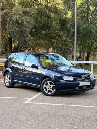 Volkswagen Golf 2001