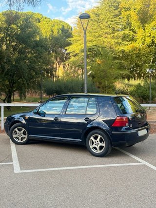Volkswagen Golf 2001