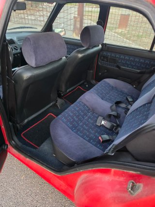 Peugeot 205 1996