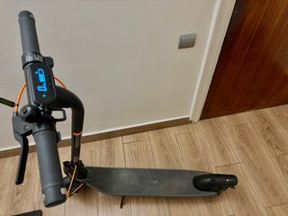 Patinete Eléctrico Ninebot + Casco + Cargador