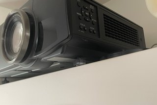 Panasonic PT-AT6000E, videoproiettore full HD 3D