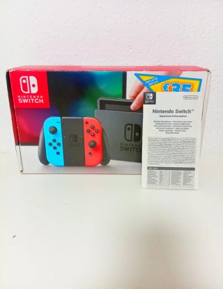 Nintendo Switch come nuova + accessori