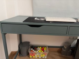 Escritorio y cajonera ikea