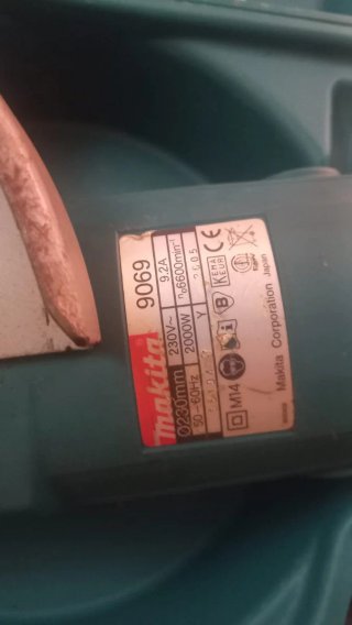 Radial Makita con caja
