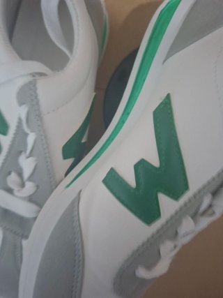Zapatillas BIMBA grises y blancas talla 39