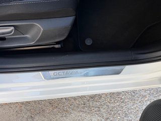SKODA OCTAVIA 2.0TDI 115Cv Ambition -UnicoPropieta