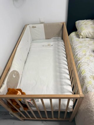 Culla in legno per bambini come nella foto