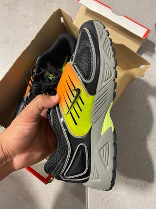 Nike Scarpe da Corsa Air per Uomo e Donna