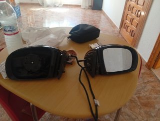 Espejos retrovisores negros