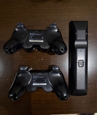 Consola PS3 60GB + 2 Mandos + 3 Juegos