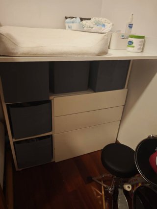 Cambiador Ikea Smastad bebé escritorio