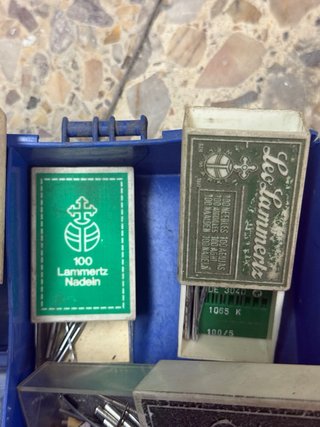 Lote di aghi industriali antichi Singer Schmetz